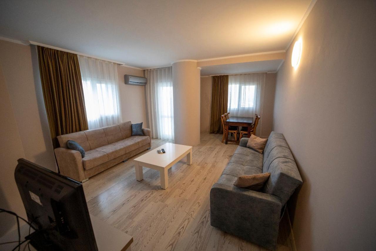 Hotel apartamentowy Silver Tower